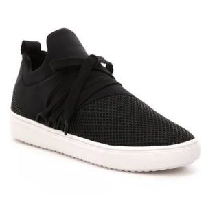 Steve Madden Lance Lace up Sneaker